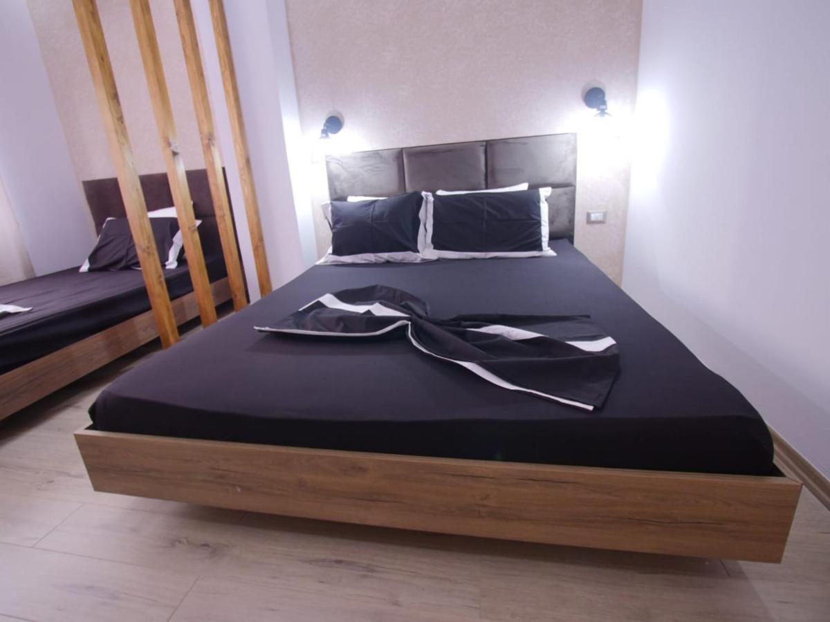 Hidden Gem In The Center Of Tirana Apartment ภายนอก รูปภาพ
