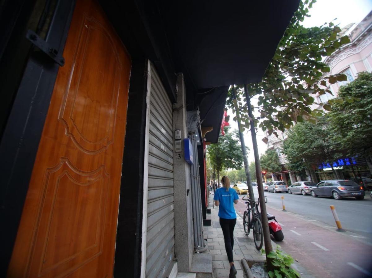 Hidden Gem In The Center Of Tirana Apartment ภายนอก รูปภาพ