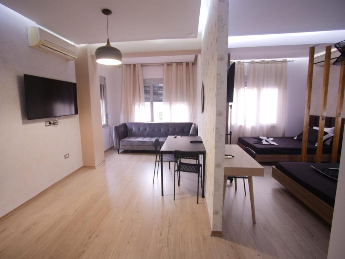 Hidden Gem In The Center Of Tirana Apartment ภายนอก รูปภาพ